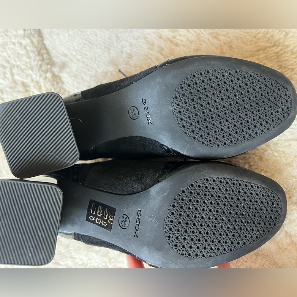 GEOX Italian genuine leather Oxford Heels - Black - Picture 8 of 10